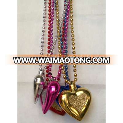 Mardi Gras beads Heart Shaped pendant Metallic Bead Party Beads Supplier